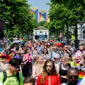 Mehrere Tausend Menschen beim CSD in Oldenburg