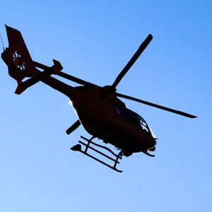 Zwei Männer bei Streit mit Flasche schwer verletzt