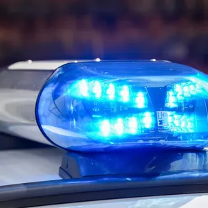 Kanister mit Knallkörper beschäftigt Kampfmittelräumdienst