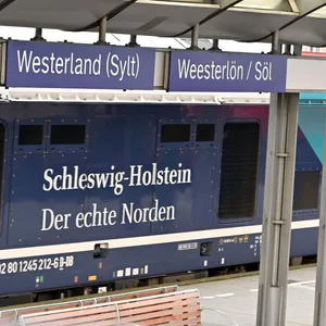 Bahn in Schleswig-Holstein bleibt trotz Baustellen gefragt