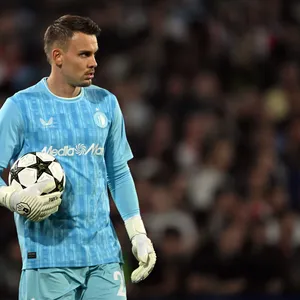 Torhüter Wellenreuther wechselt zum VfL Wolfsburg