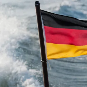 Weitere Reedereien zeigen Interesse an Bundesflagge