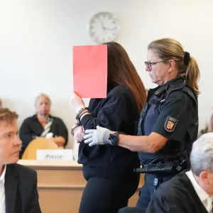 Eltern von verhungertem Säugling wegen Mordes verurteilt