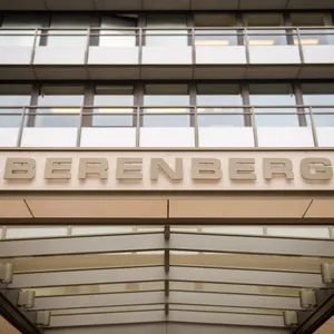 Berenberg räumt Fehler ein und legt Abschluss vor