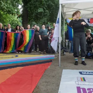 Hamburg gedenkt der Opfer des Berliner CSD-Angriffs