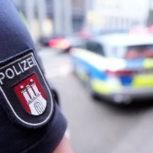 Kinder bedroht - Polizei findet Waffen in Wohnhaus