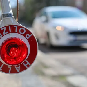 Alkohol, Drogen oder beides - und dann auf den E-Scooter