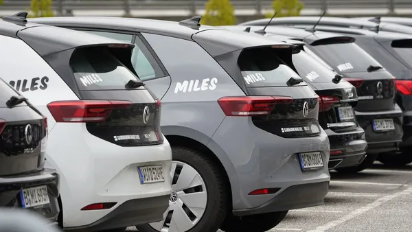 Zahl der Carsharing-Autos in Hamburg seit 2024 stark gesunken