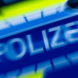 Fünf Leichtverletzte bei Busunfall auf Landesstraße