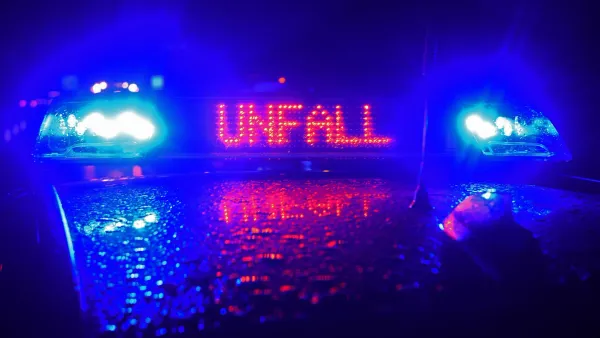 Motorradunfall in Aurich: 24-Jähriger fliegt 20 Meter durch die Luft