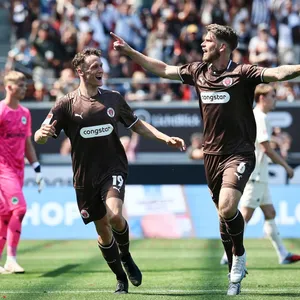 SpVgg Greuther Fürth trotzt FC St. Pauli Remis ab