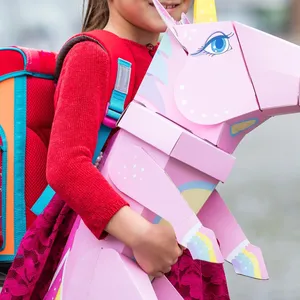 Die Schule beginnt für 80.000 Jungen und Mädchen