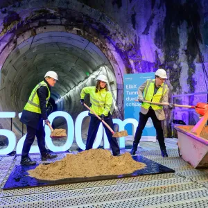Suedlink quert die Elbe: 700 Kilometer Kabel in den Süden