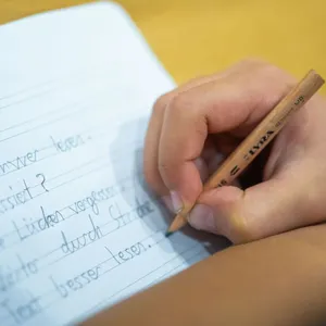 Weniger Kinder sollen erste Klasse wiederholen