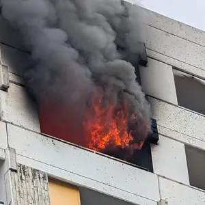 Brand in Göttinger Wohnkomplex – mehrere Verletzte