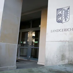 Versucht Ehefrau zu töten - Prozess gegen 37-Jährigen