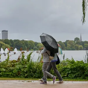 Wind und Regen im Norden - Wann die Schauer nachlassen
