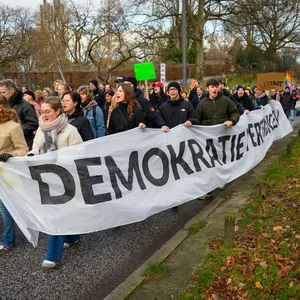 Demonstration in Hamburg für Demokratie und gegen rechts