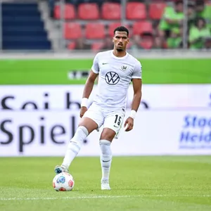 Abwehrspieler Jenz wechselt von Wolfsburg in die Schweiz