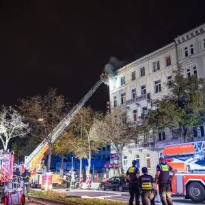 Leerstehendes Hotel in Brand – sieben Verletzte