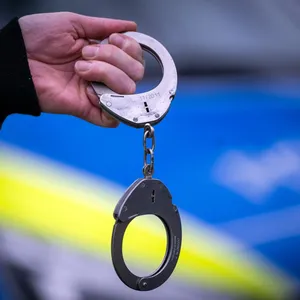 Bundespolizisten fassen gesuchtes Paar bei Grenzkontrolle