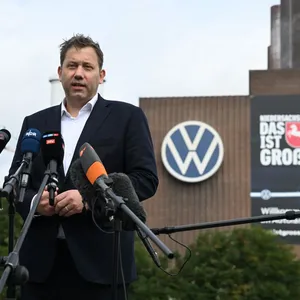 Klingbeil drängt auf schnelle Entlastung bei Spritpreisen