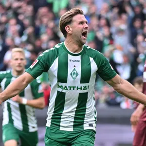 3:2 nach 0:2: Später Werder-Wahnsinn gegen Augsburg