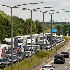 Sperrung auf A1 in Hamburg sorgt für Staus in Richtung Süden
