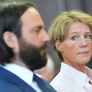 Neue Anträge und Zeugen - der Block-Prozess zieht sich