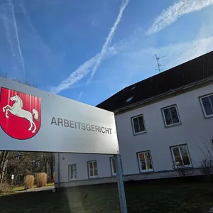 Urteil: VW muss gekündigtem Manager rund 200.000 Euro zahlen
