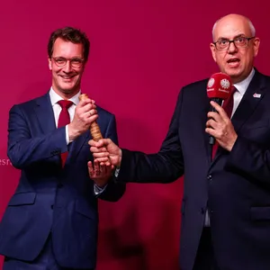 Staffelstab übergeben - Einheitsfeier 2027 in NRW