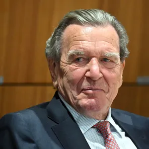 SPD: Kein formwirksamer Ausschlussantrag gegen Schröder