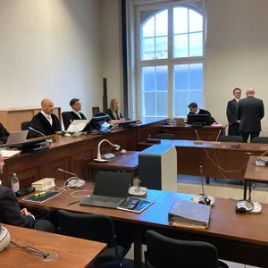 Prozess um Eklat im Weihnachtsgottesdienst - Küster stirbt