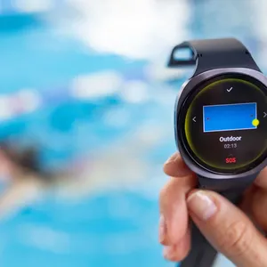 KI für Rettungsschwimmer in allen Hamburger Hallenbädern