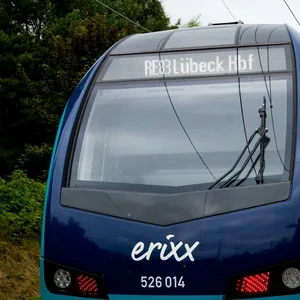 Sperrung zwischen Lübeck und Büchen - Busse ersetzen RE83