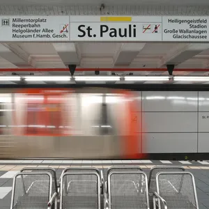 Sperrung der U3 zwischen St. Pauli und Rathaus