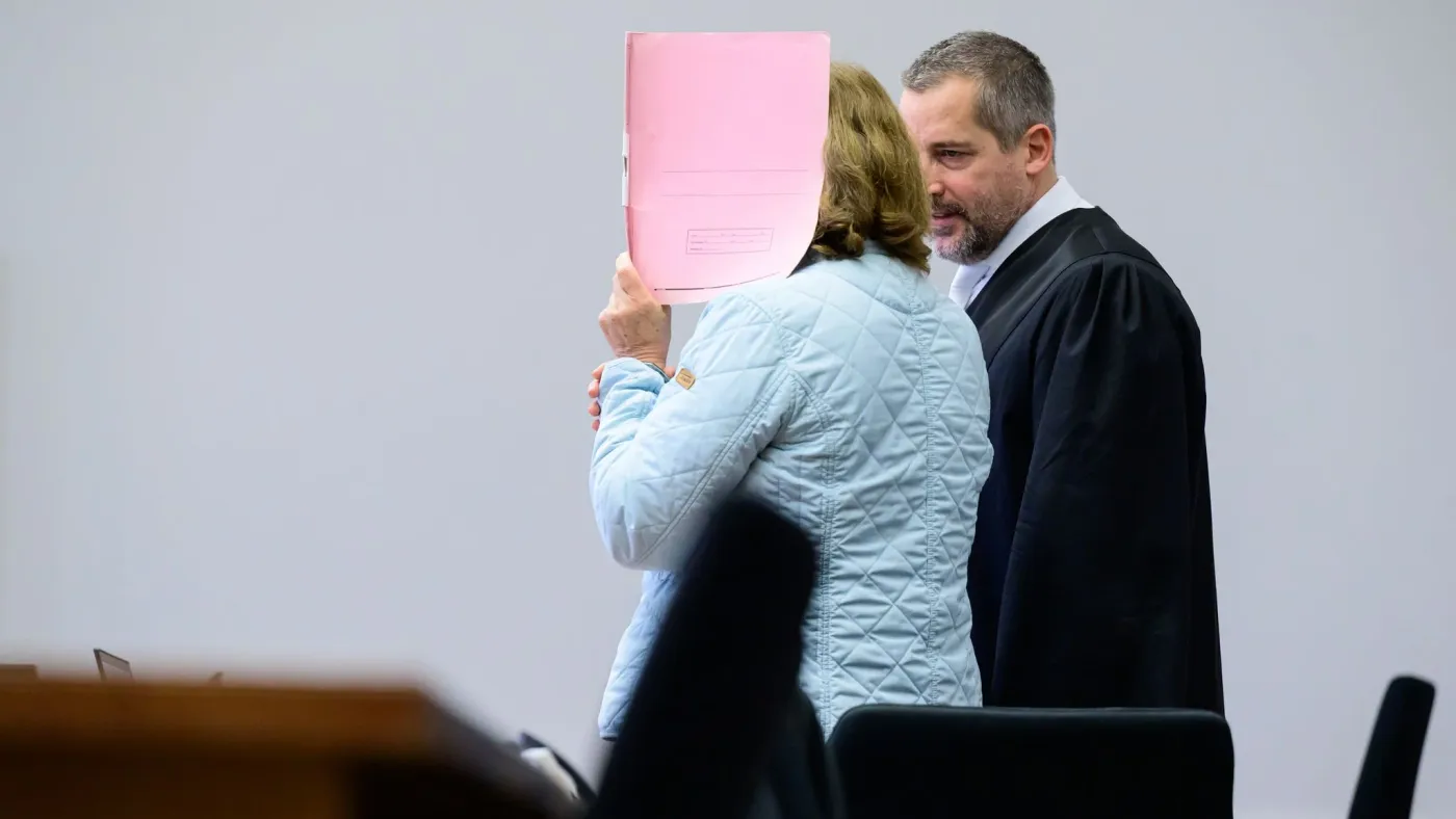 65-Jährige aus «Reichsbürger»-Szene schweigt vor Gericht