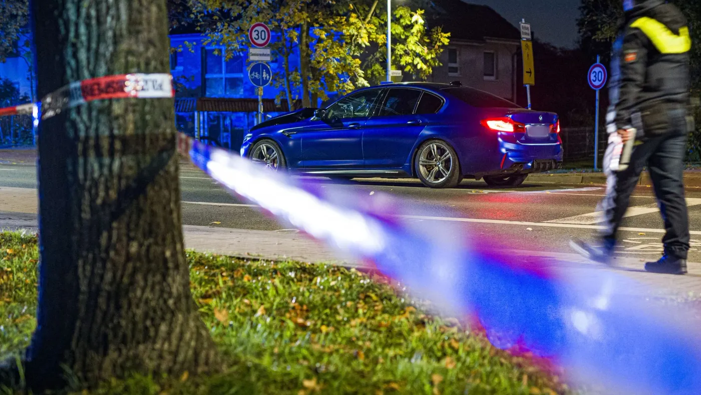 Mindestens fünf Verletzte nach gezieltem Auto-Angriff