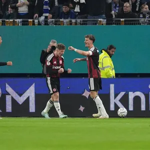 Meinungswandel: Frankfurt-Trainer Hütter wird zum Koch-Fan