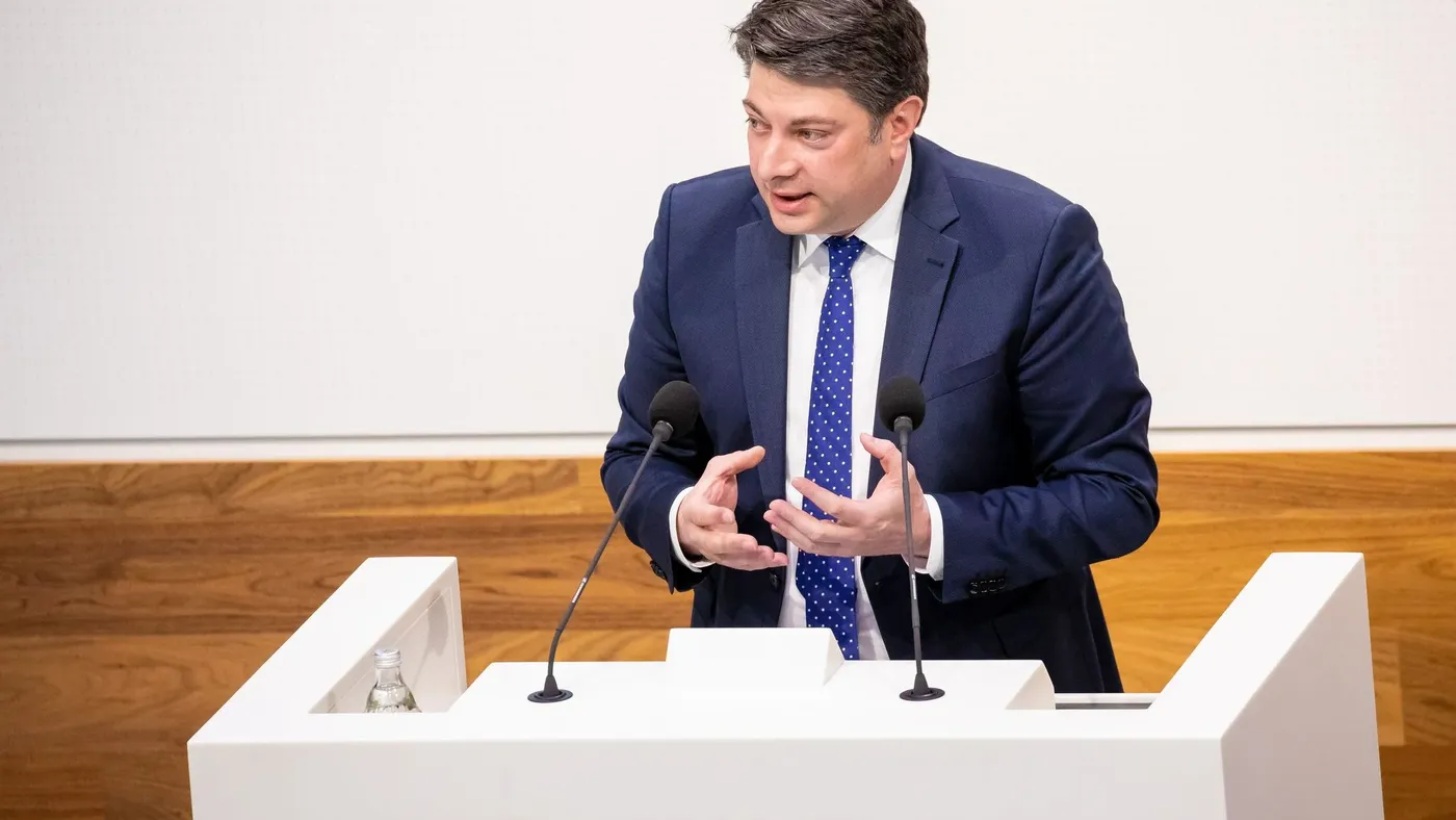 Streit um Akten: CDU kündigt Gang zum Staatsgerichtshof an