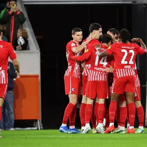 SC Freiburg gewinnt Fünf-Tore-Krimi gegen Wolfsburg