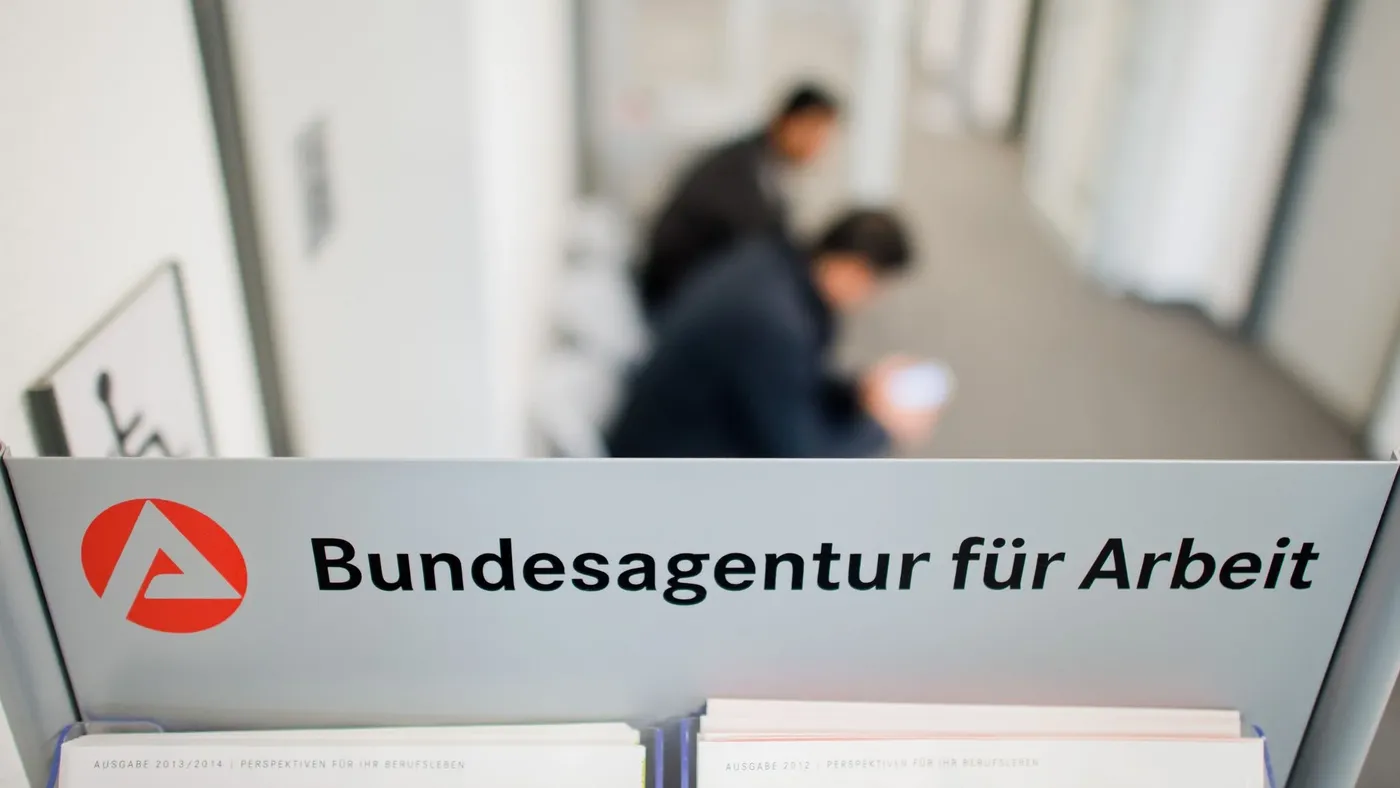 Zahl der Arbeitslosen in Niedersachsen leicht gesunken