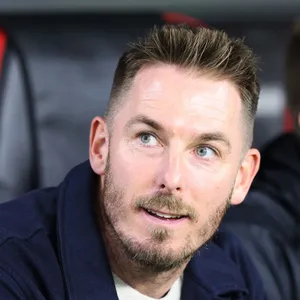VfL-Trainer Strobl nimmt Torwart nach Pokal-Aus in Schutz